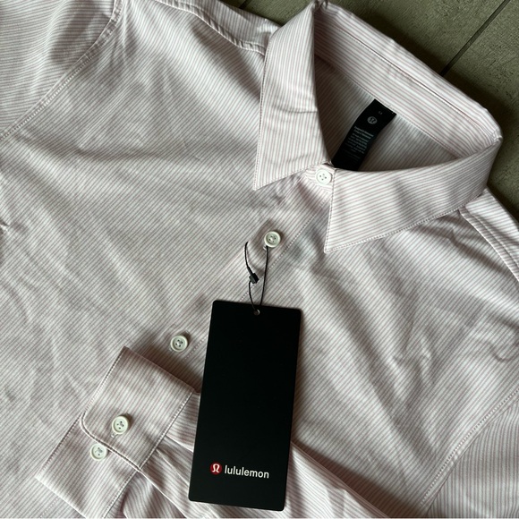 Lululemon New Venture Classic-Fit Long-Sleeve Shirt Striped Pink White Size M